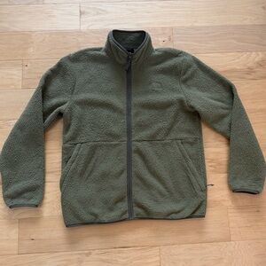 Men’s The Northface Dunraven Full-Zip Sherpa Fleece Jacket, size Large.